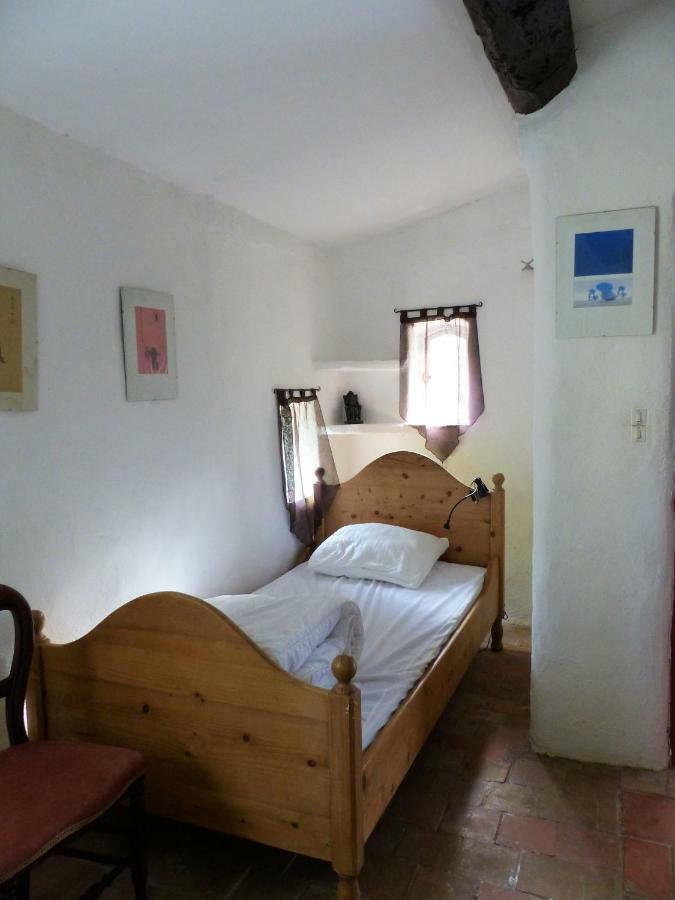 הוילה Entrecasteaux Domaine Des Bruguieres מראה חיצוני תמונה