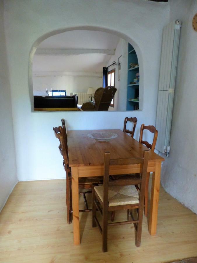 הוילה Entrecasteaux Domaine Des Bruguieres מראה חיצוני תמונה